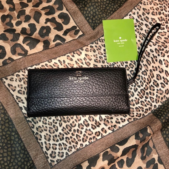 kate spade Handbags - Final mark down! Kate Spade black leather wallet